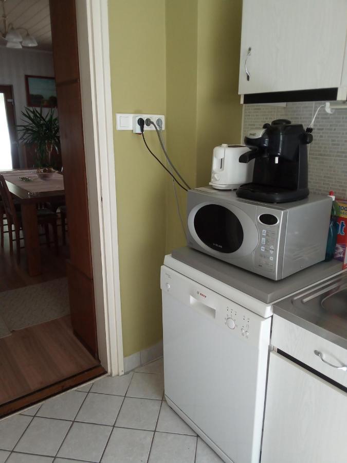Vadkacsa apartmanház medencével Zamárdi Exterior foto